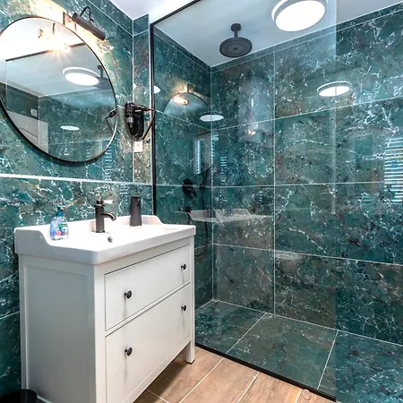 Lägenhet Marasovic & Deluxe